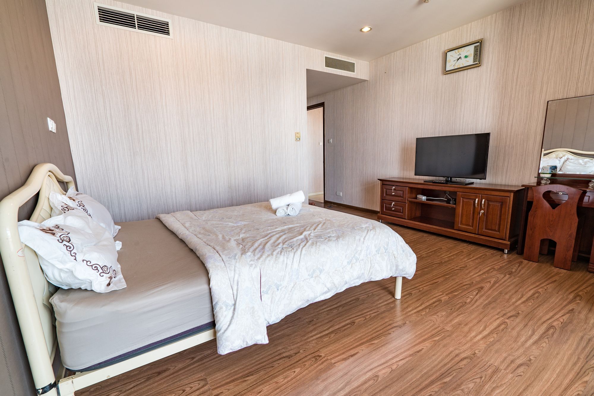 Luxury In Ben Thanh Tower * Ho Chi Minh City